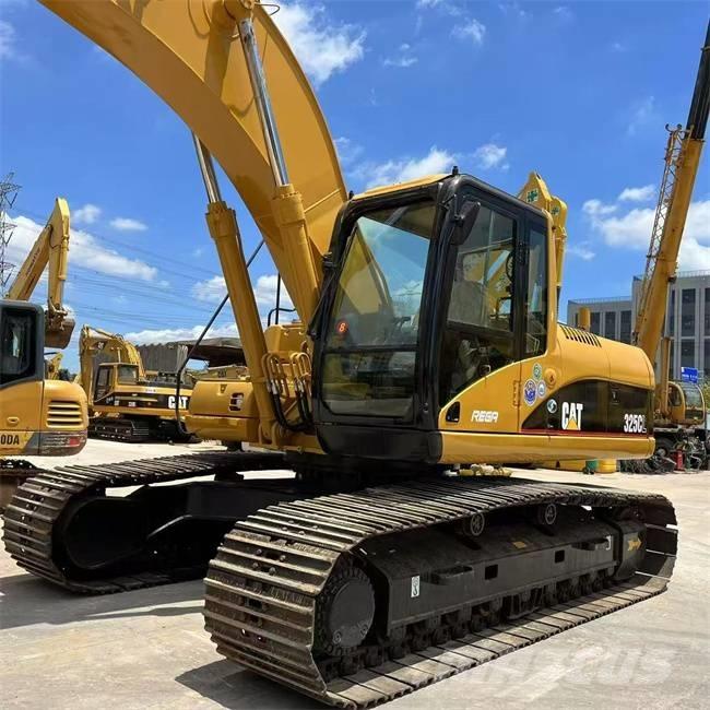 CAT 325 CL Excavatoare pe șenile
