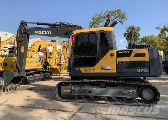 Volvo 140D Excavatoare pe șenile
