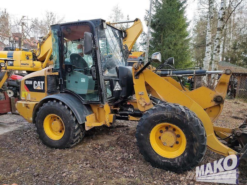 CAT 906 M Incarcator pe pneuri