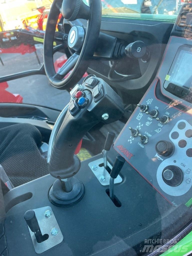 Avant 860 i Incarcatoare multifunctionale