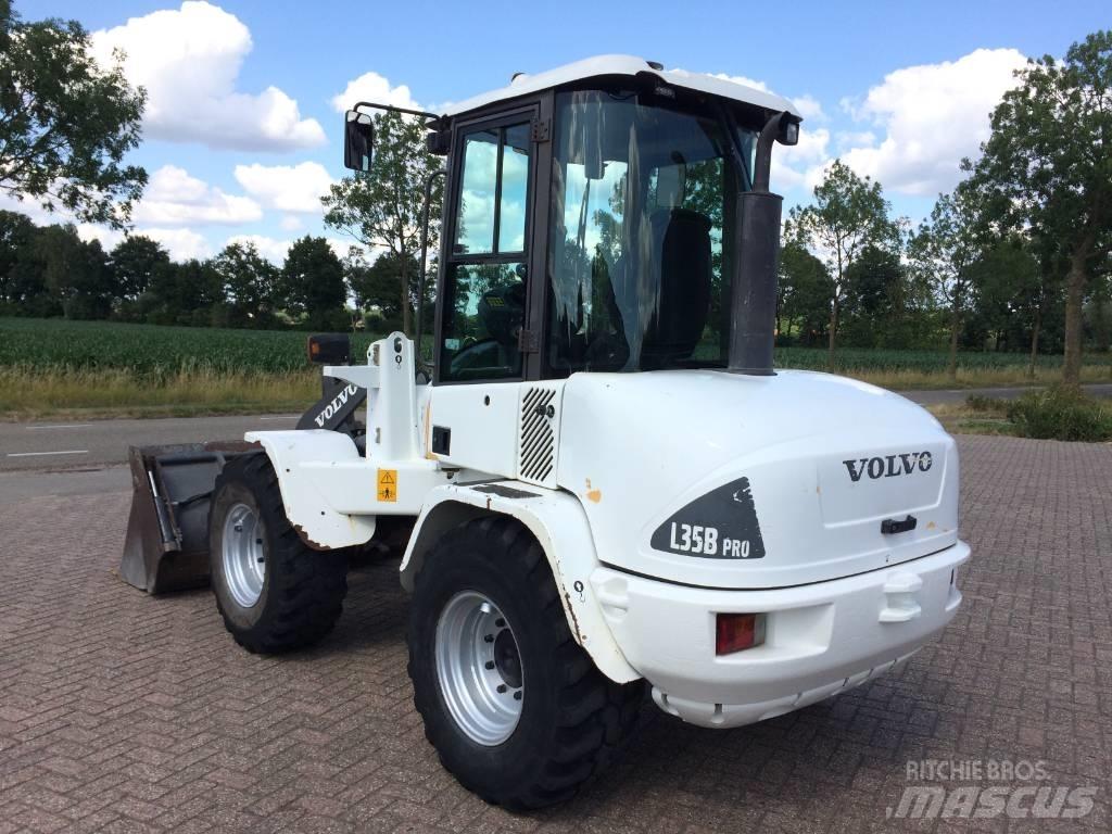 Volvo L 35 B Incarcator pe pneuri