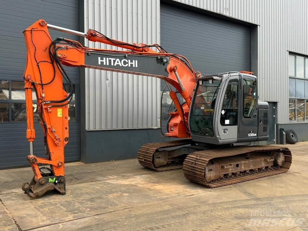 Hitachi ZX135US Excavatoare pe șenile
