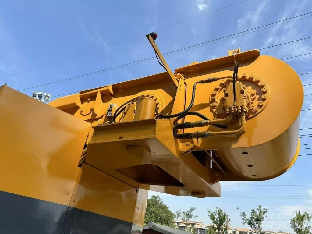 XCMG 130K Macara pentru orice teren