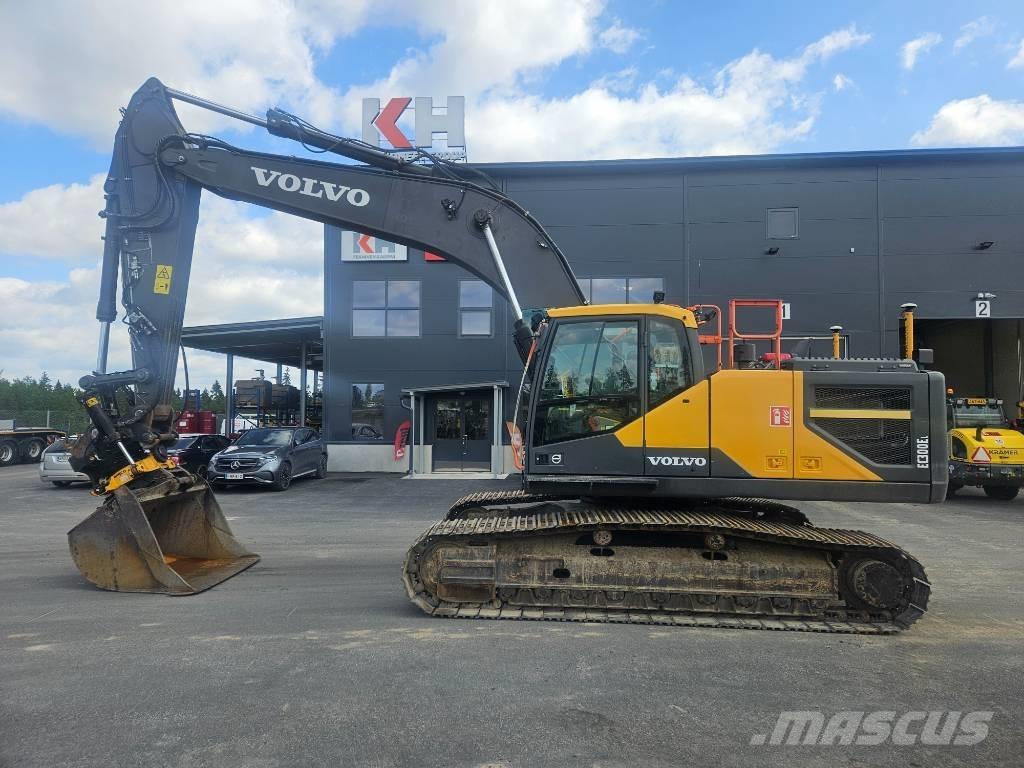 Volvo EC 300 EL + 3D Excavatoare pe șenile
