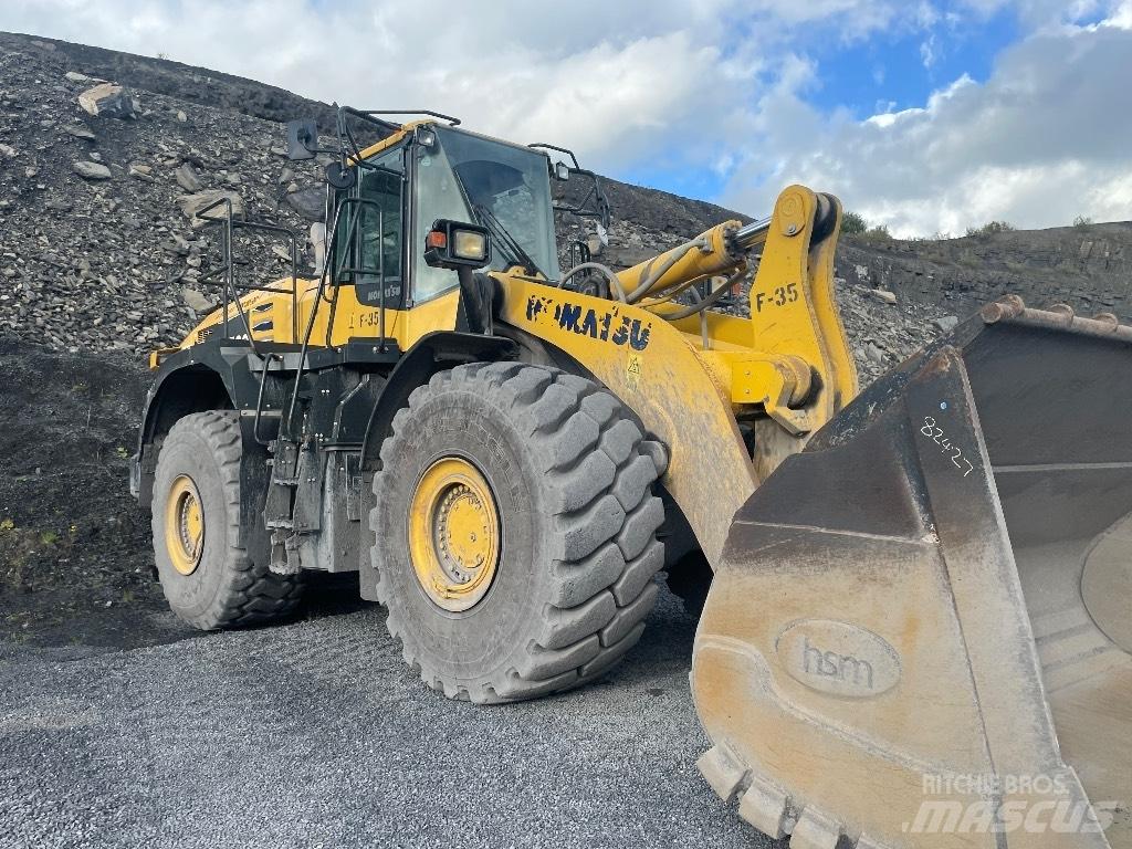 Komatsu WA500 Incarcator pe pneuri