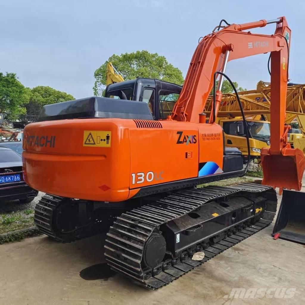 Hitachi ZX 130 Excavatoare pe șenile
