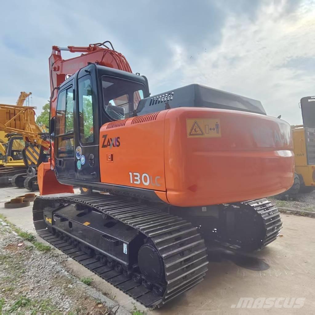 Hitachi ZX 130 Excavatoare pe șenile
