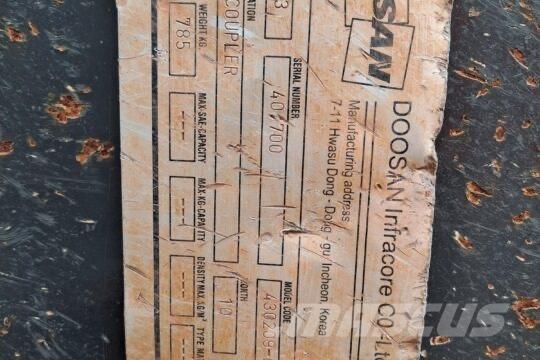 Develon Hitch Mini excavatoare < 7t