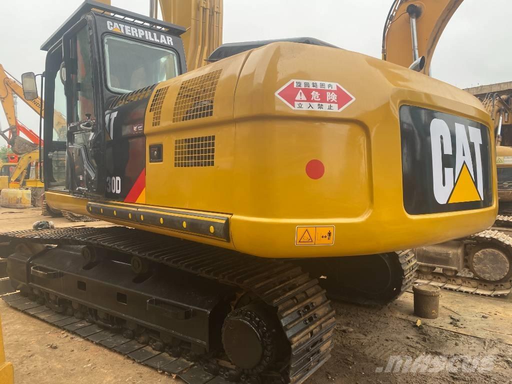 CAT 330 D Excavatoare pe șenile
