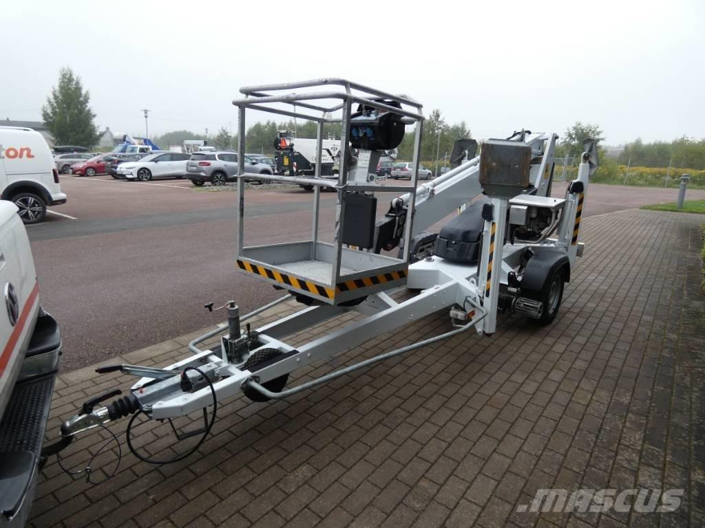 Dino 120 T Skylift Platforme aeriene montate pe remorca