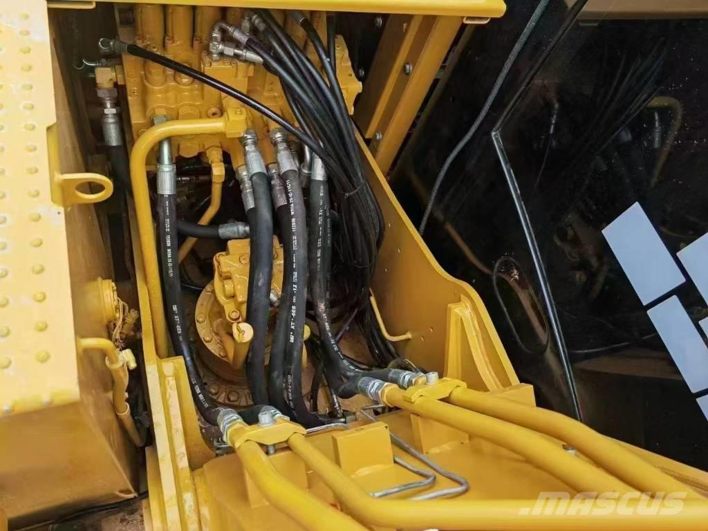 CAT 313GC Excavatoare pe șenile
