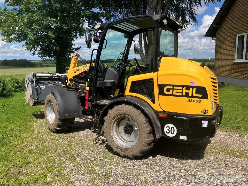 Gehl AL 650 Incarcatoare multifunctionale