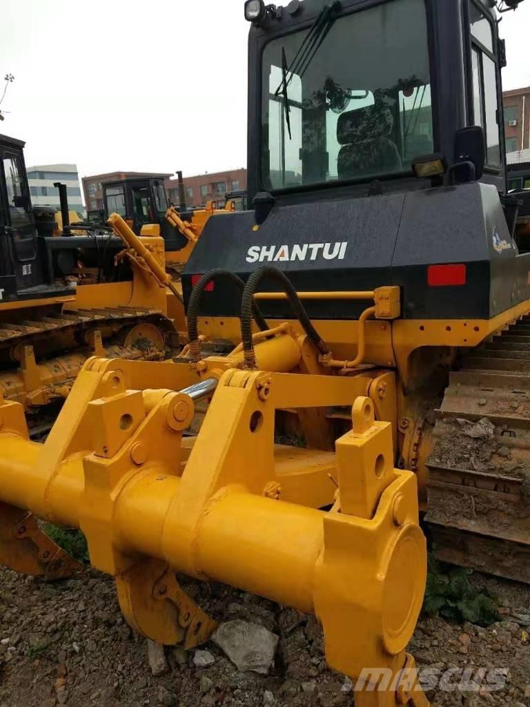 Shantui SD16 Buldozere pe senile