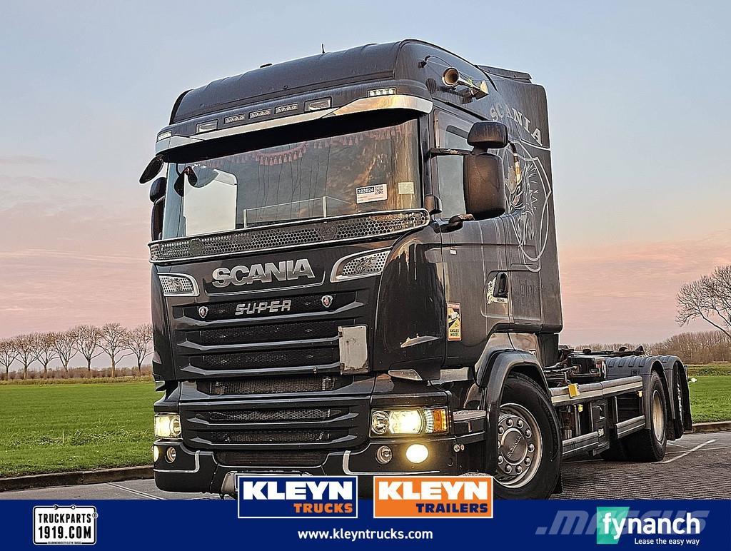 Scania R520 6x2*4 Camion cu carlig de ridicare