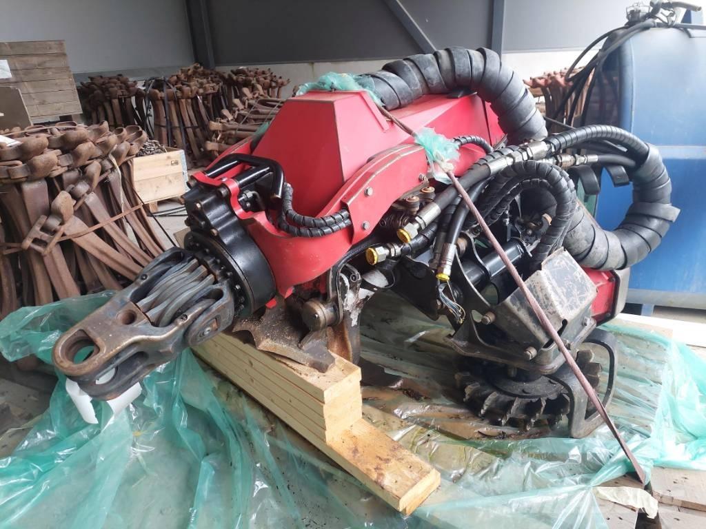Komatsu 365.1 Capete pentru culegatoare