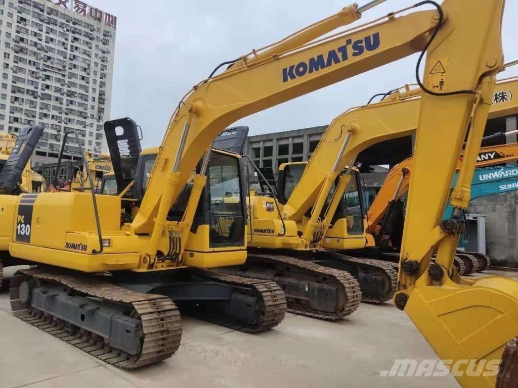 Komatsu PC130 Excavatoare pe șenile
