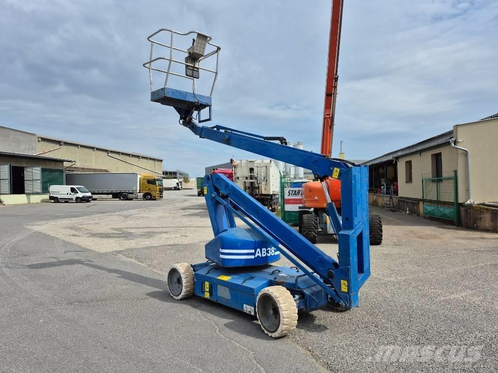 UpRight AB38 Nacele cu brat articulat