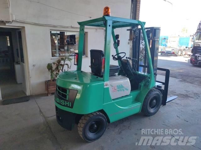 Mitsubishi FD 25 Stivuitor diesel