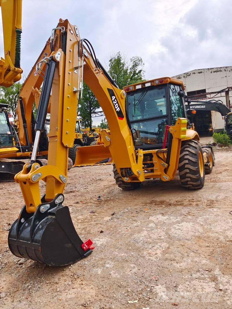 CAT 420 F Buldoexcavatoare