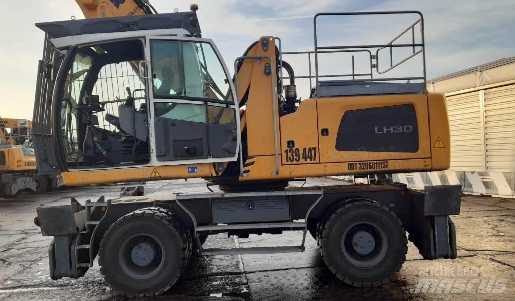 Liebherr LH 30 M Paleta de manipulare