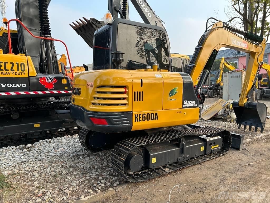 XCMG XE60DA Excavatoare 7t - 12t