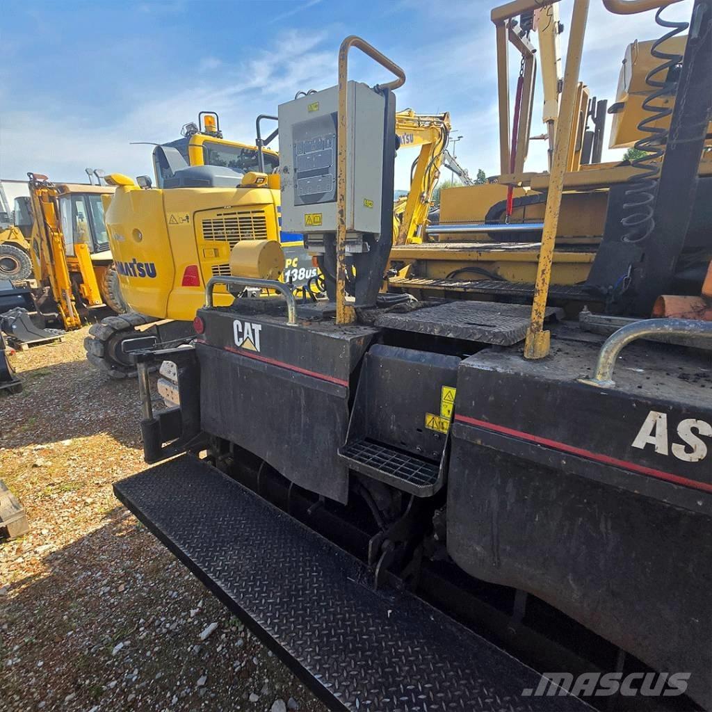 CAT AP 600 Pavatoare asfalt