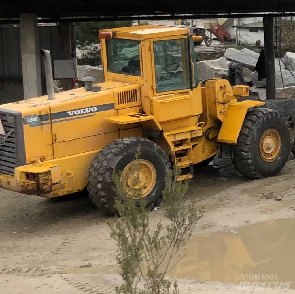 Volvo L 90 C Incarcator pe pneuri