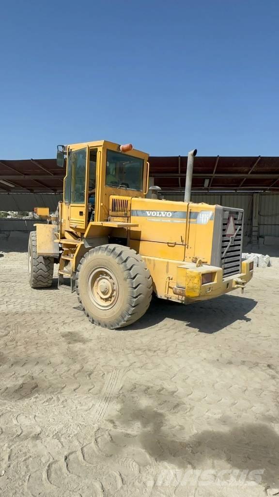 Volvo L 90 C Incarcator pe pneuri