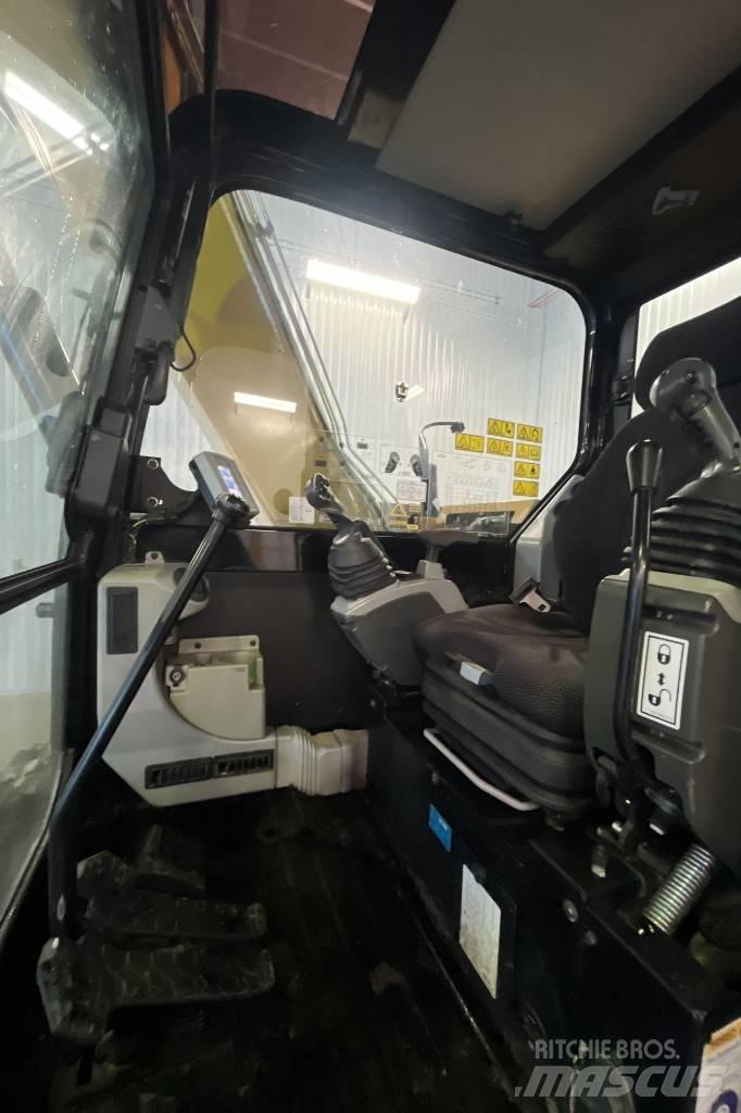 CAT 307E2 Excavatoare 7t - 12t