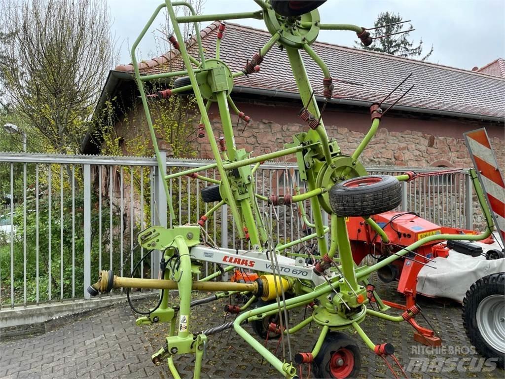 CLAAS Volto 670 Greble