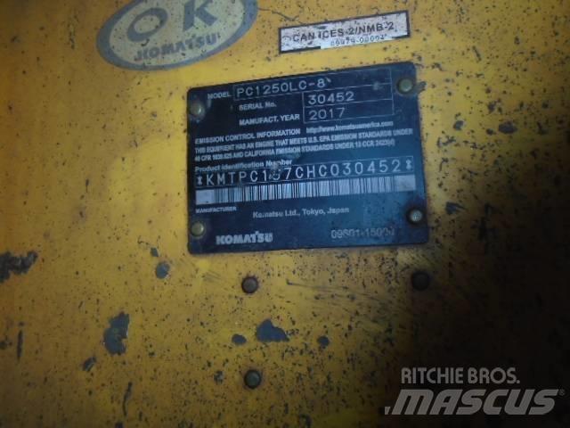 Komatsu PC1250LC-8 Excavatoare pe șenile
