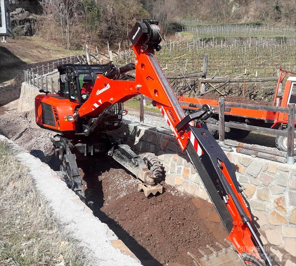 Euromach R955 Super Excavator amfibiu