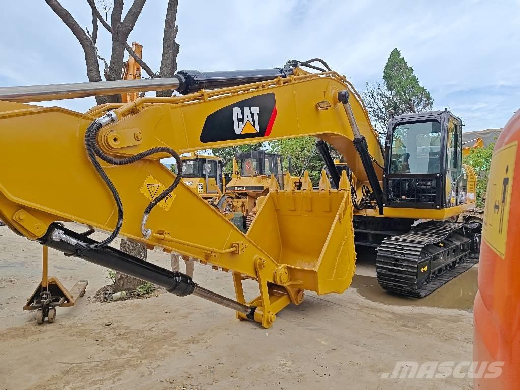 CAT 330D 2L Excavatoare pe șenile
