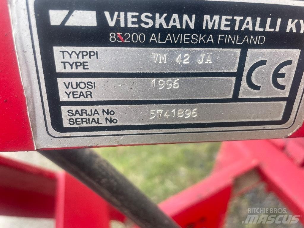 VM Patu VM 42 JÄ Grape