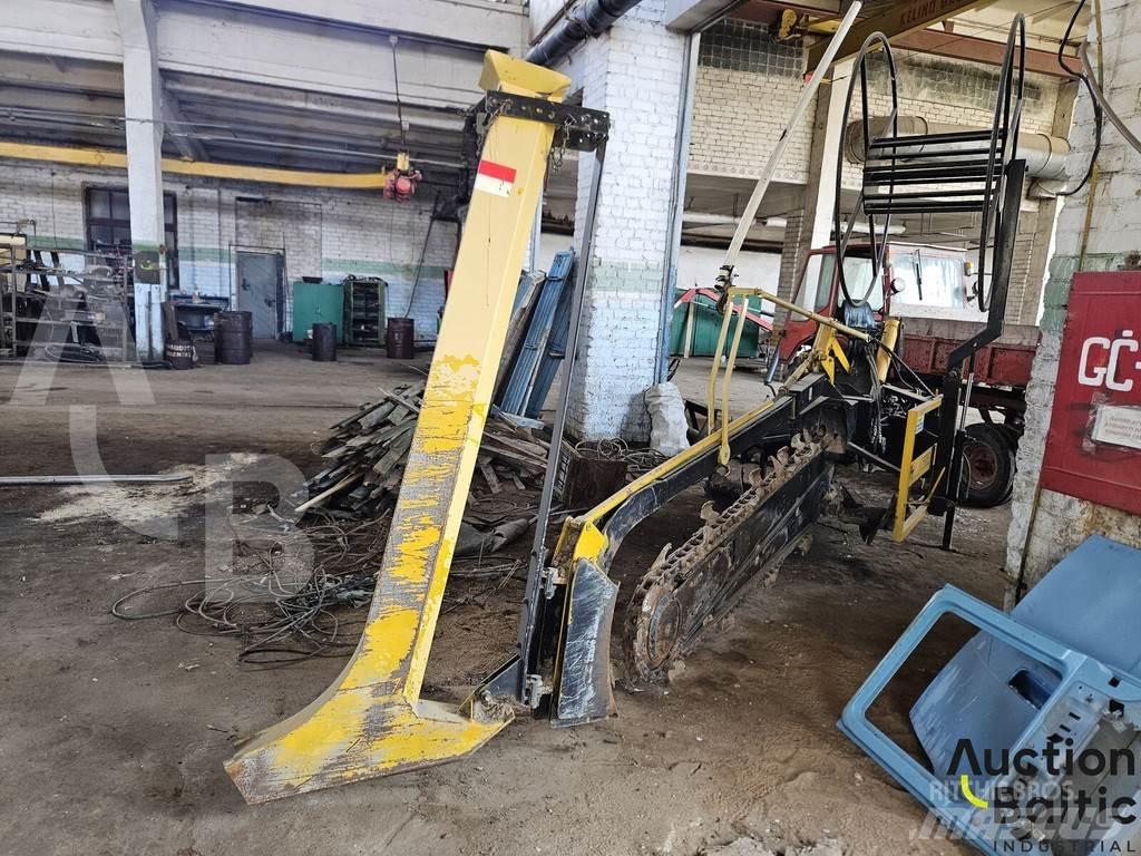  AFT 100 Excavatoare de santuri