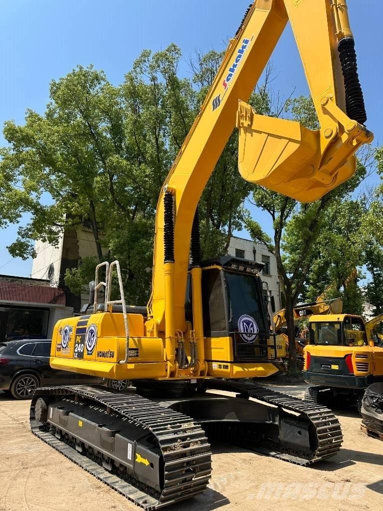 Komatsu PC 240 Excavatoare pe șenile
