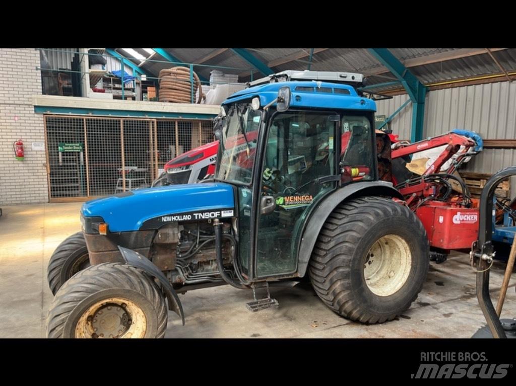 New Holland TN 90 F Tractoare