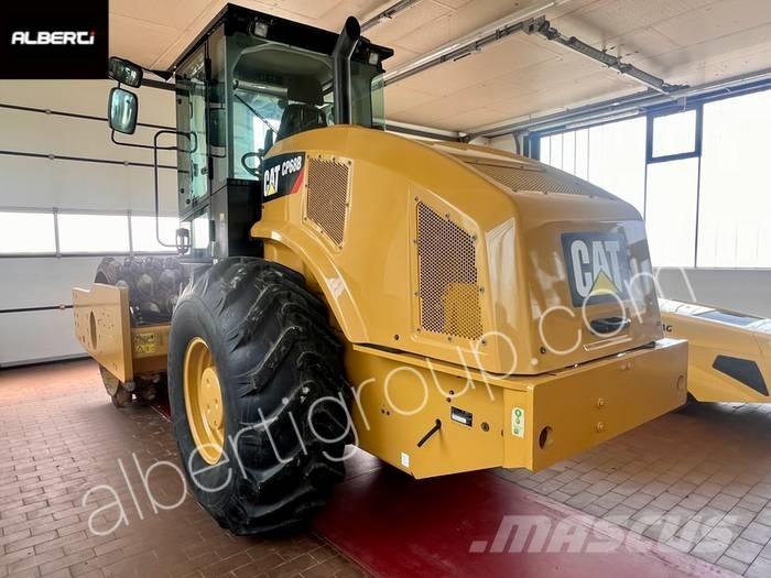 CAT CP68B Compactoare monocilindrice