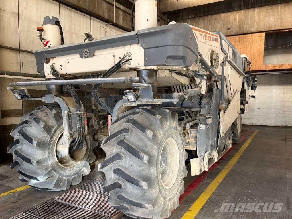 Wirtgen WR 240i Altele