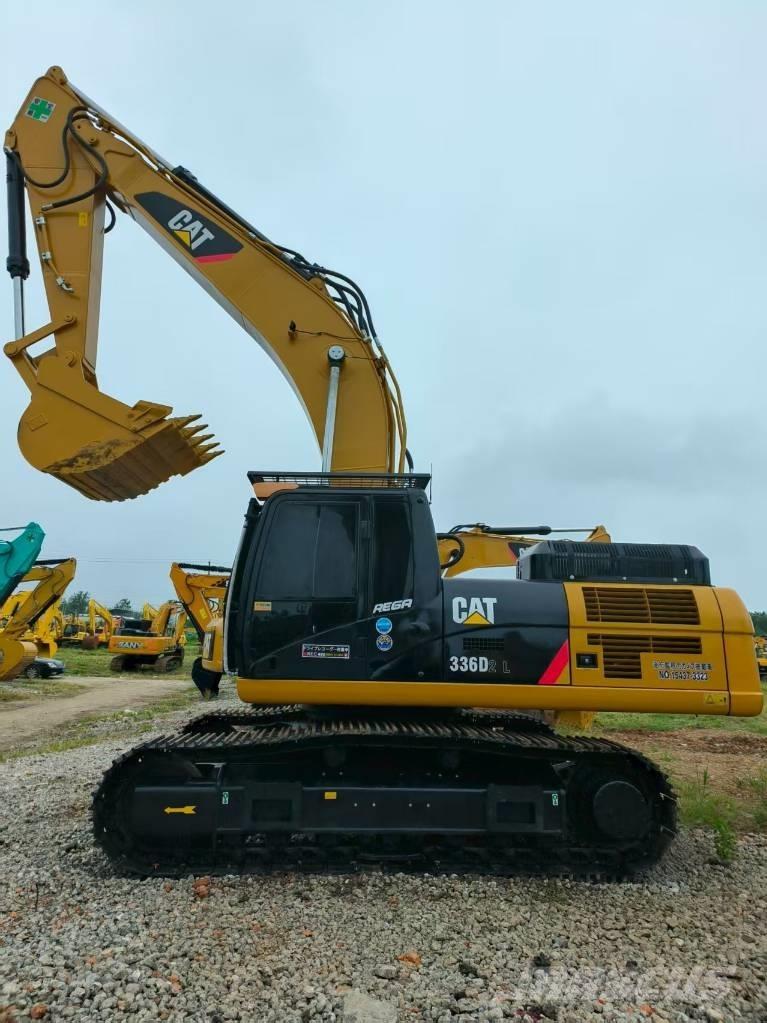 CAT 336D Excavatoare pe șenile
