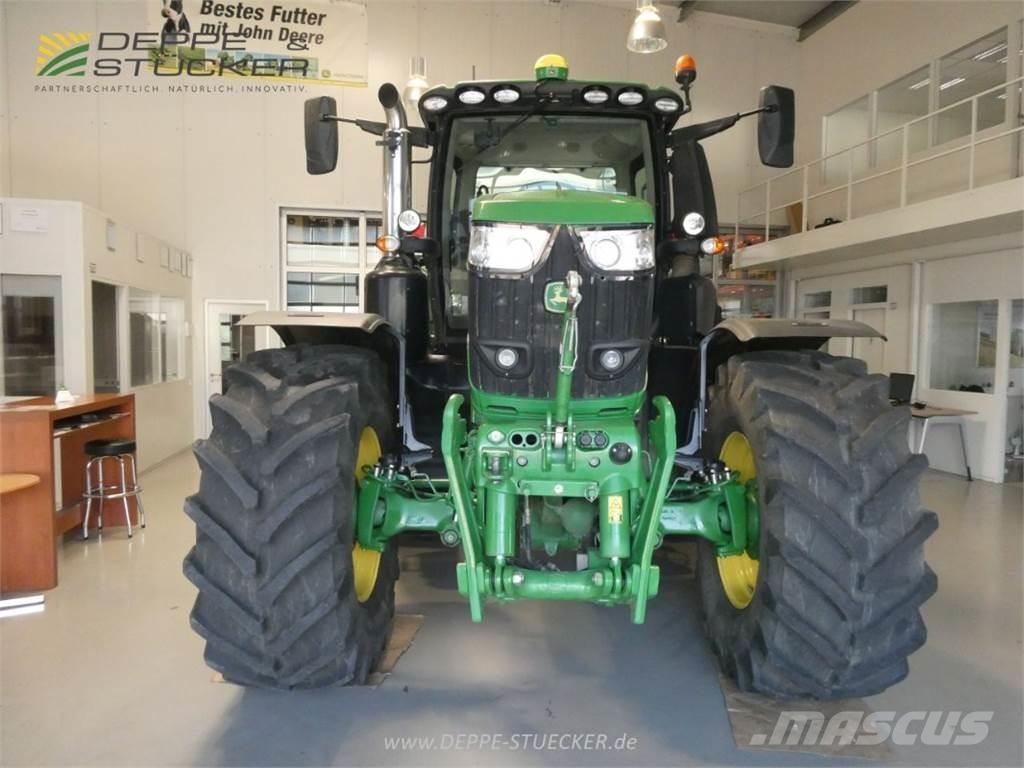 John Deere 6250R Tractoare