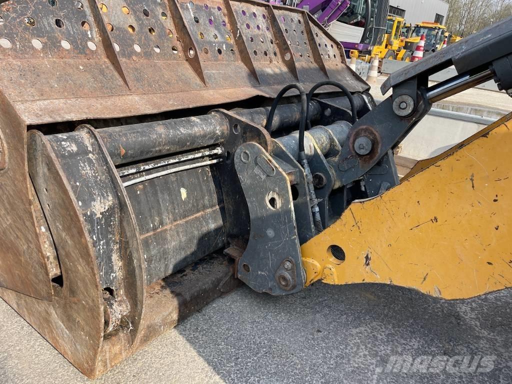 Liebherr 550 CDC + BSS Incarcator pe pneuri