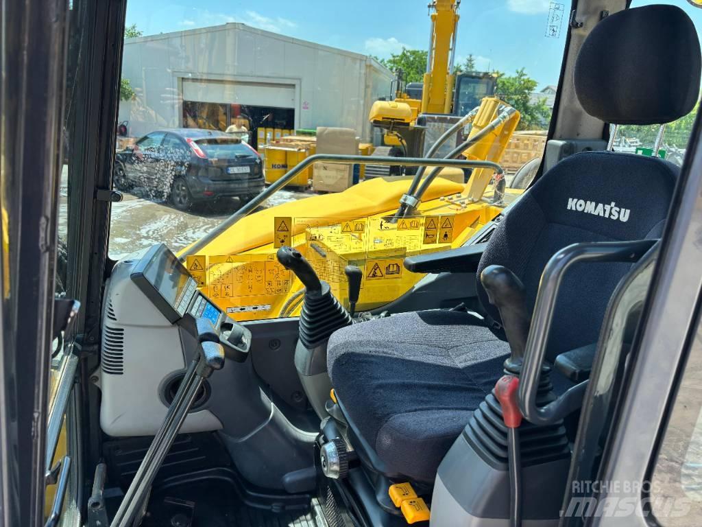 Komatsu PC88MR-10 Excavatoare 7t - 12t