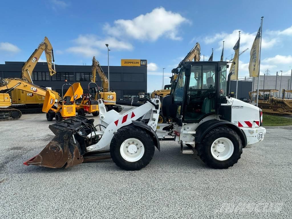 CAT 908 M Incarcator pe pneuri
