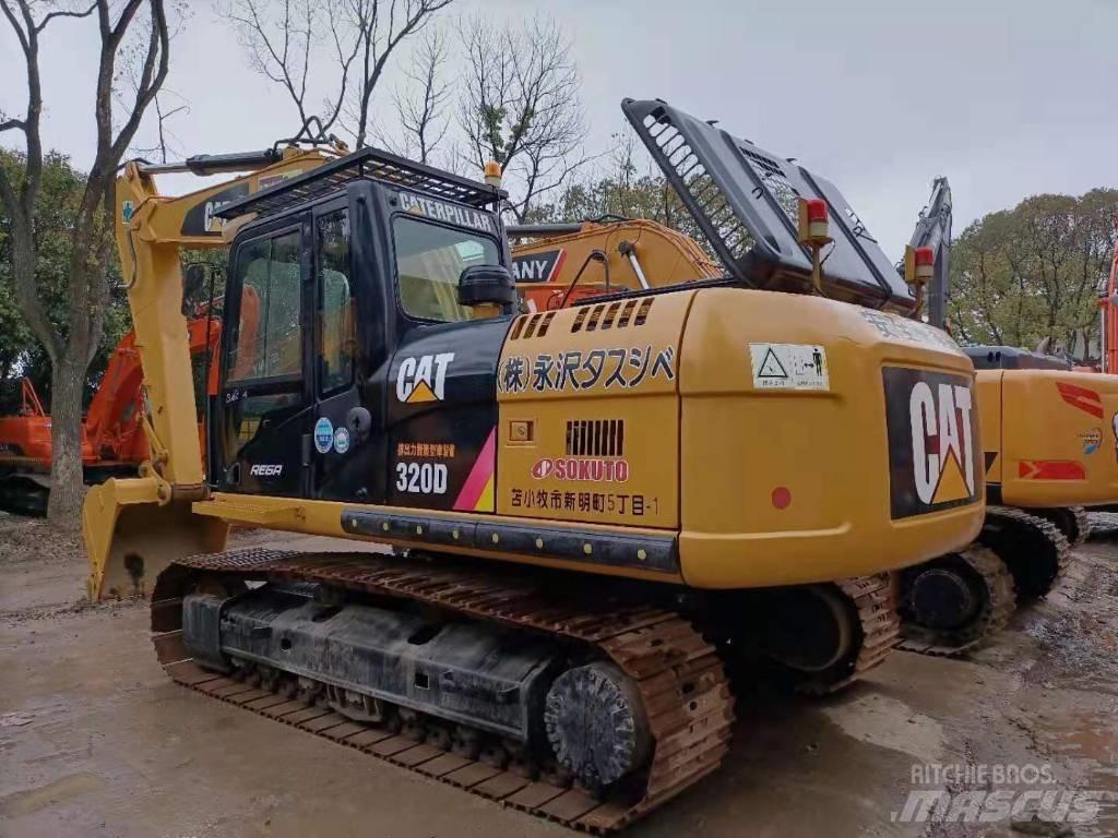 CAT 320 D Excavatoare pe șenile
