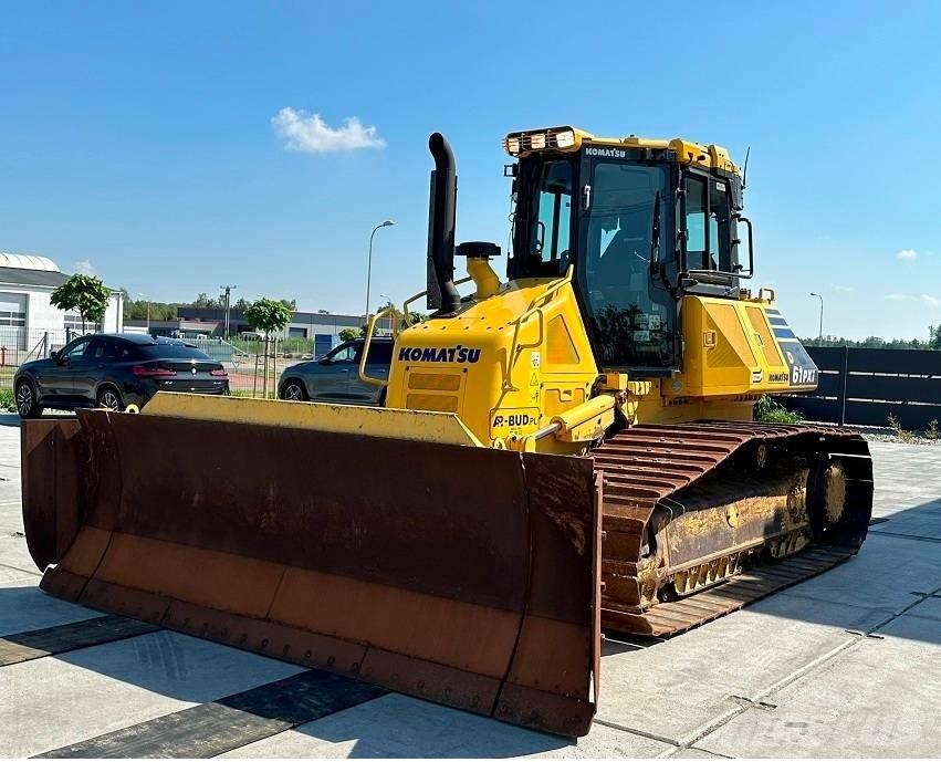 Komatsu D 61 PXI-23 Buldozere pe senile