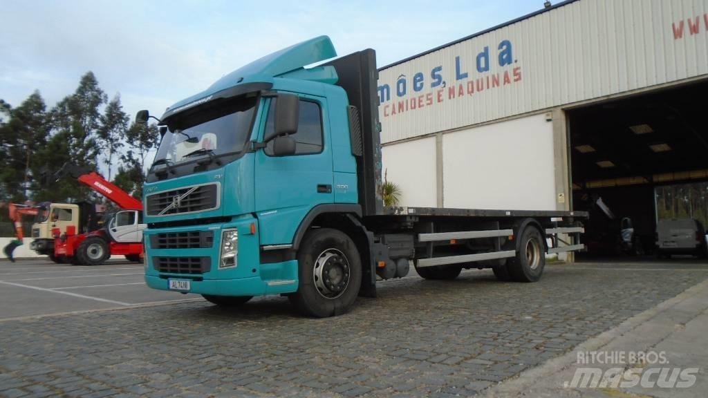 Volvo FM 9 300 Camioane platforma/prelata