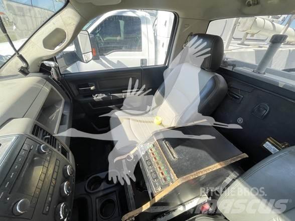 Altec AT37G Platforme aeriene montate pe camion