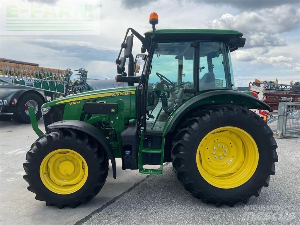 John Deere 5100M Tractoare