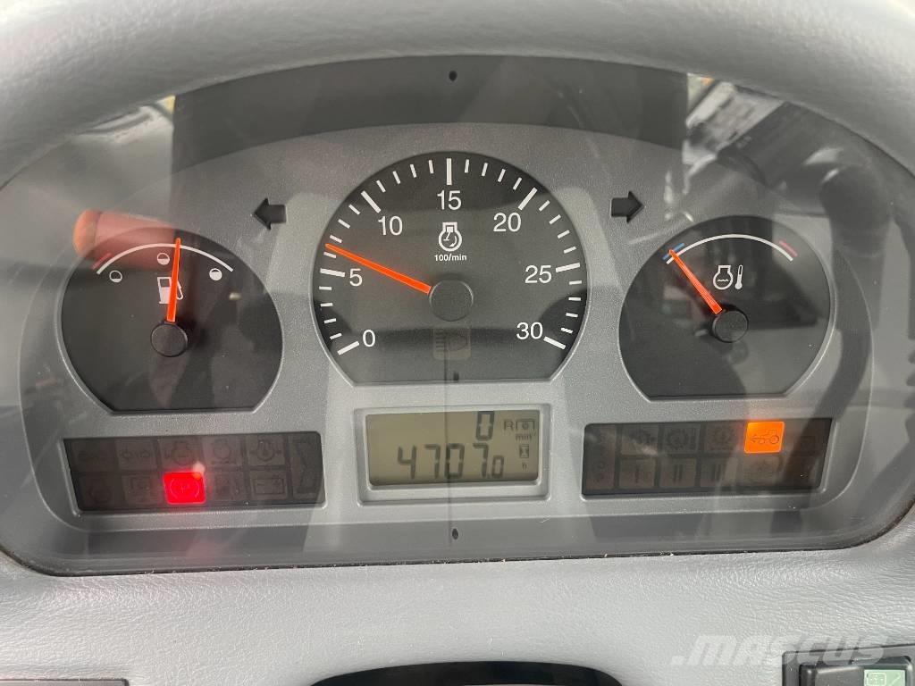 Valtra T 131 Tractoare